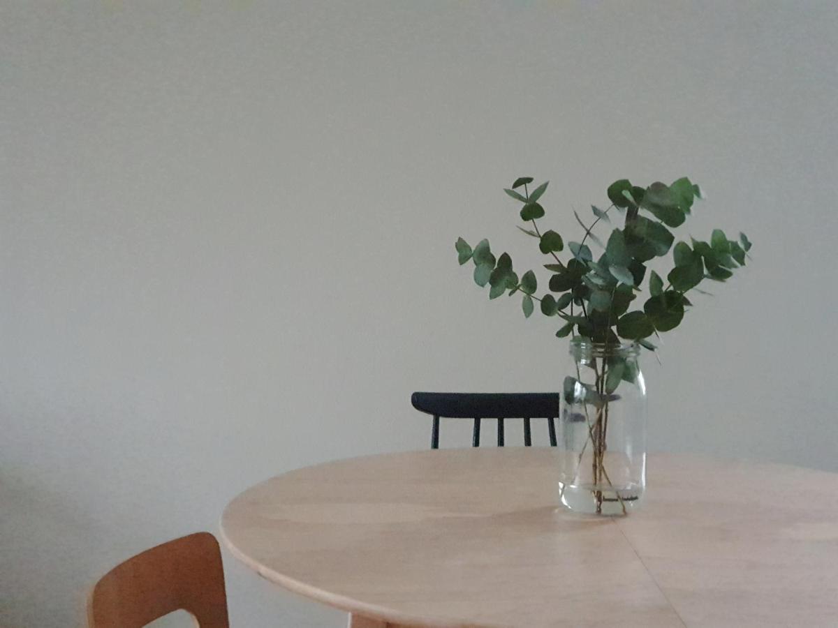 Tilava Rauhallinen Kaksio,Ilmainen Pysakointi&Wifi Apartman Vantaa Kültér fotó